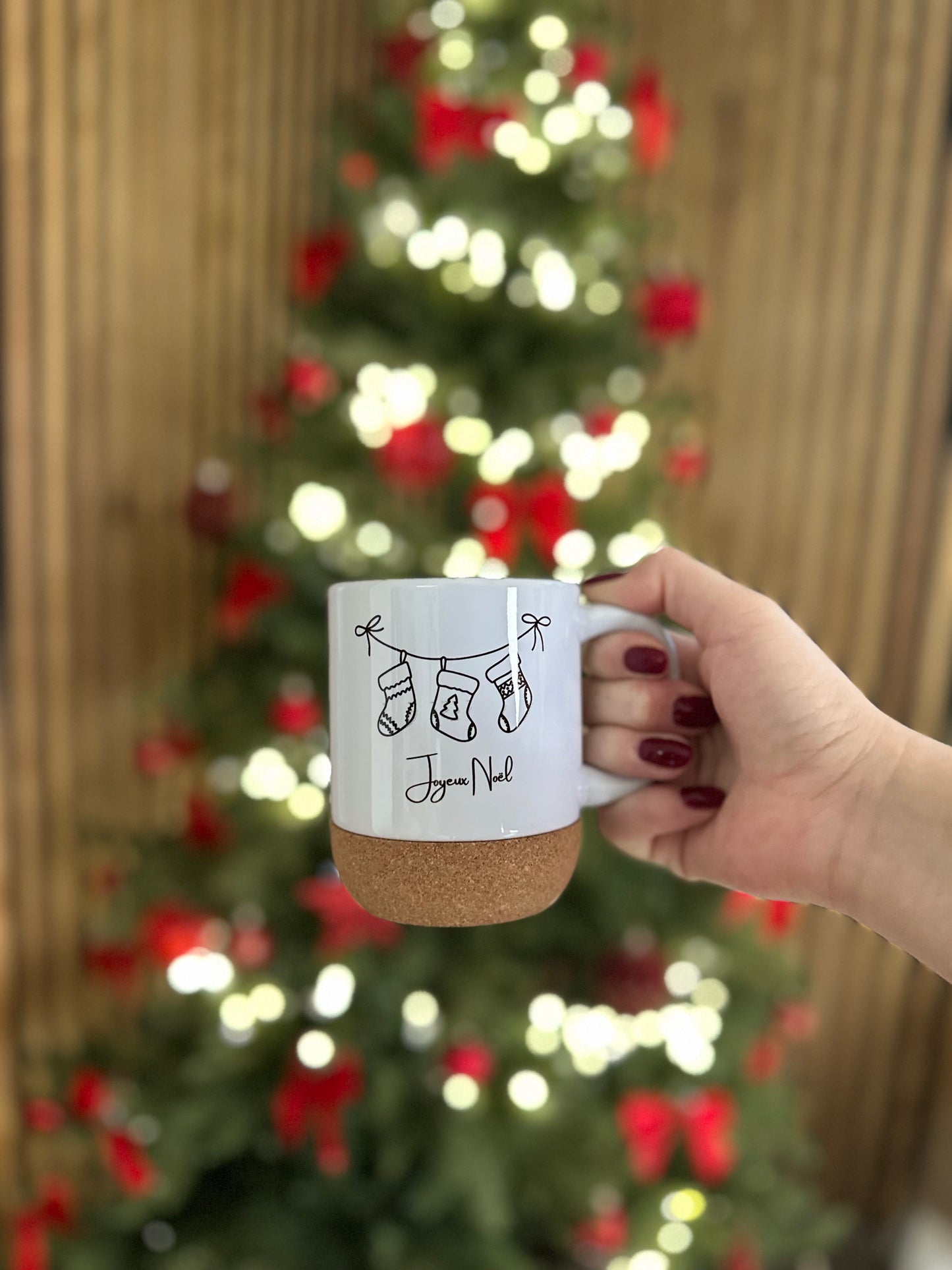 🎄 Mug Joyeux Noël – Petites chaussettes suspendues 🎄