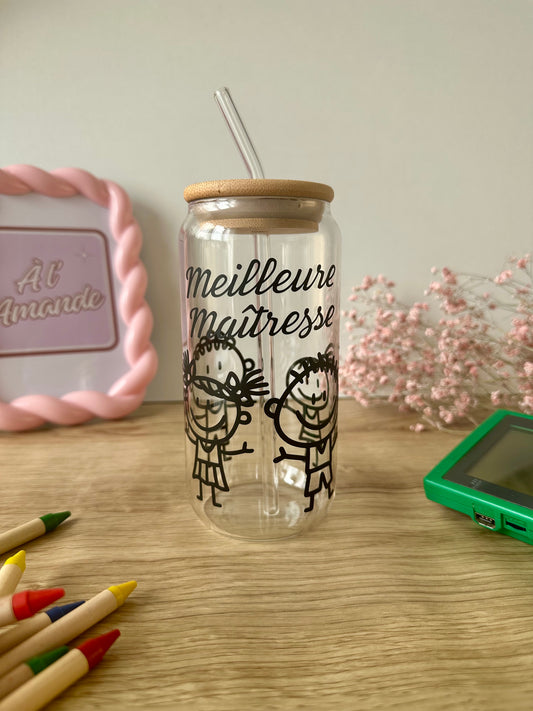 Super maîtresse (et pas que sur son agenda) 👩🏽🏫✨