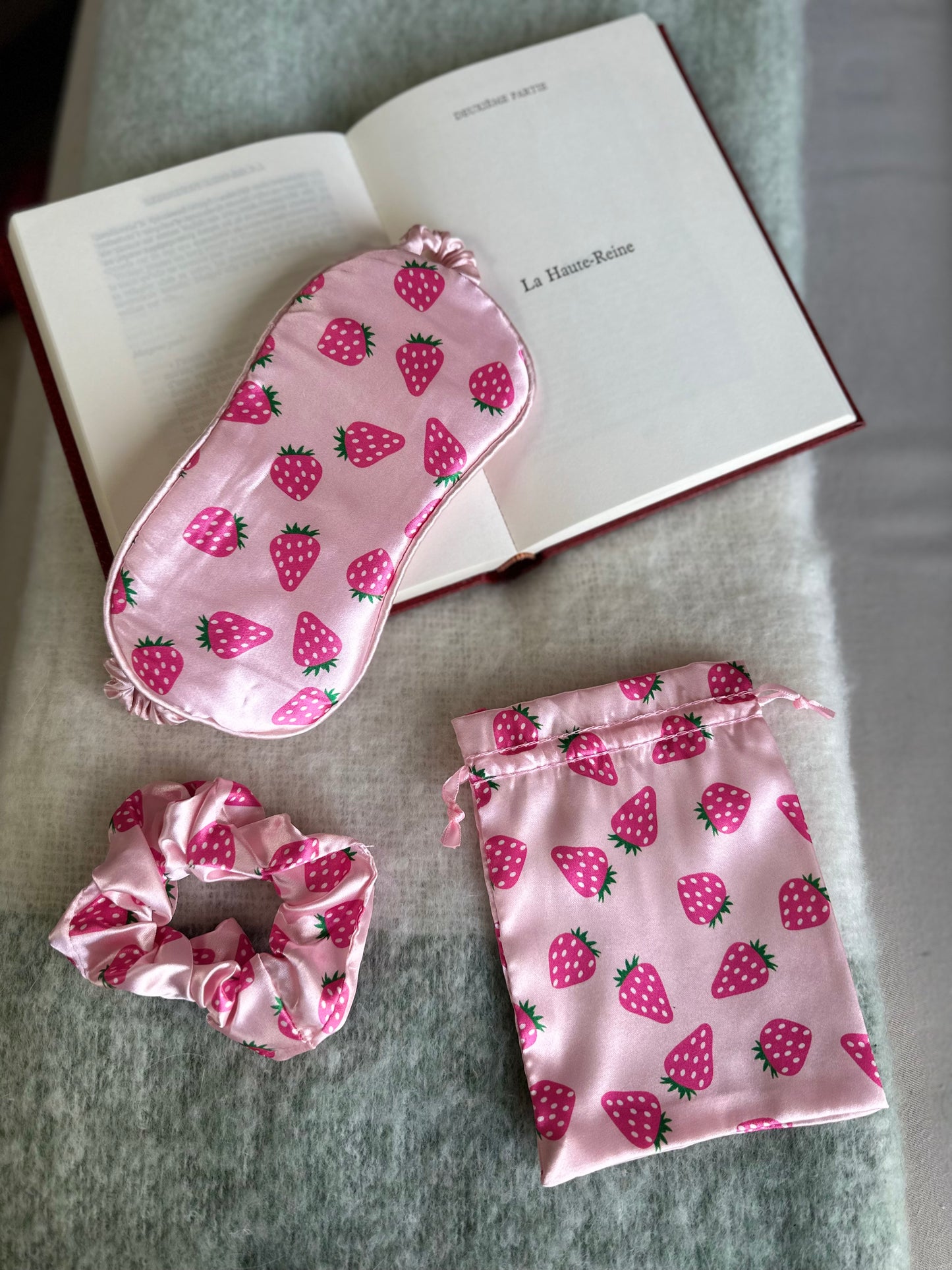 Sleep mask