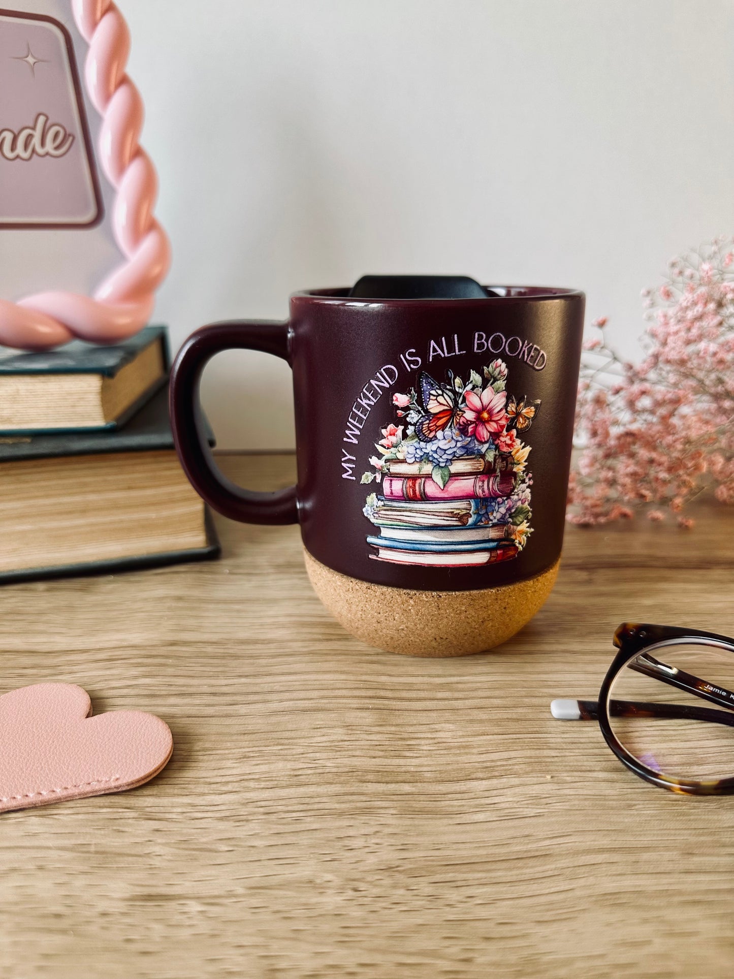 🏷️ “My weekend is all booked” – Lecture, fleurs et papillons en option